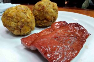 tacacho con cecina