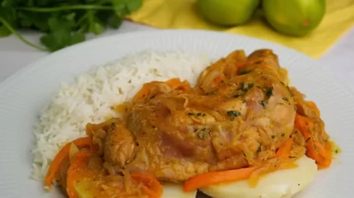 plato de ceviche de pollo